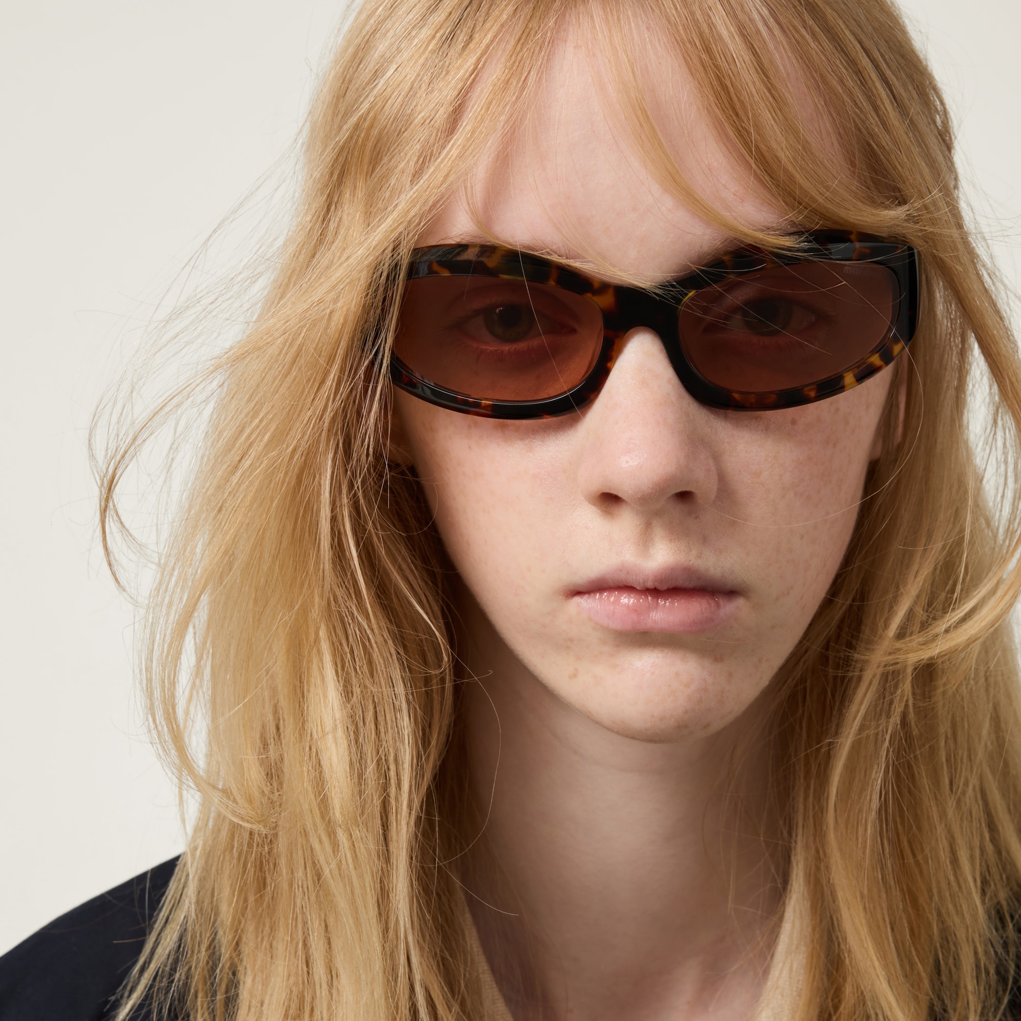 Miu Glimpse sunglasses - Image 6